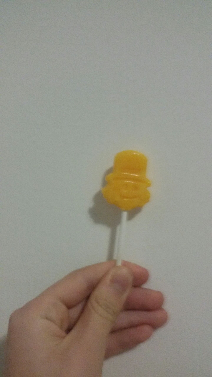 happy yellow snappy