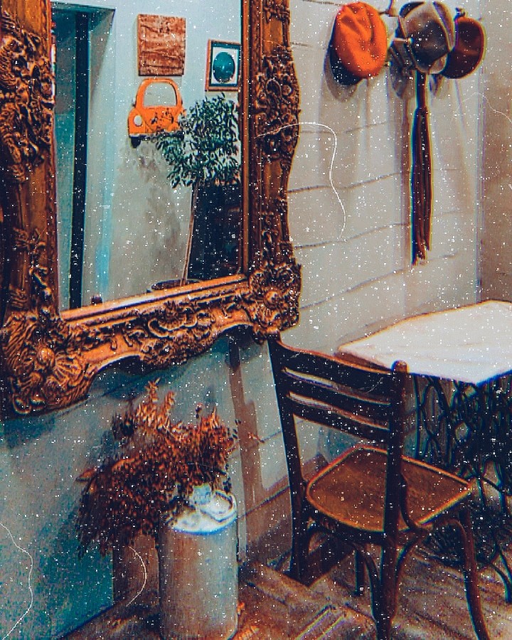 a nemory in a Restaurant...