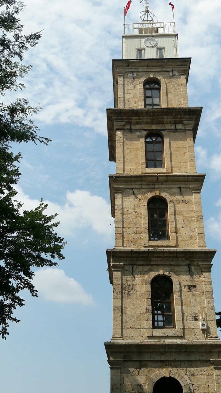 Saat kulesi