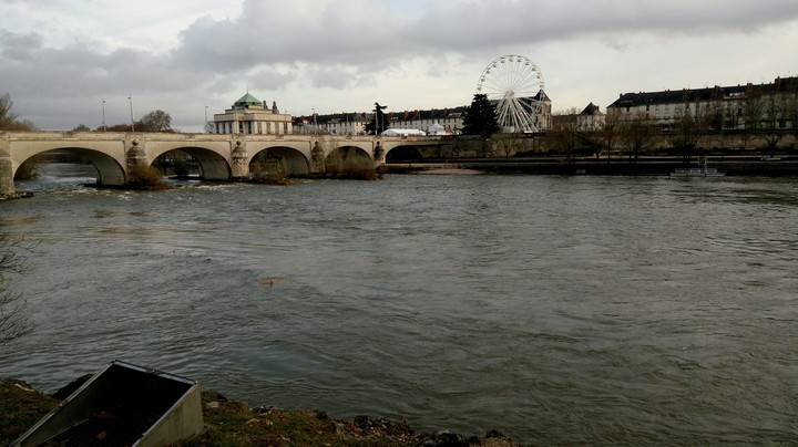 pont et rivière