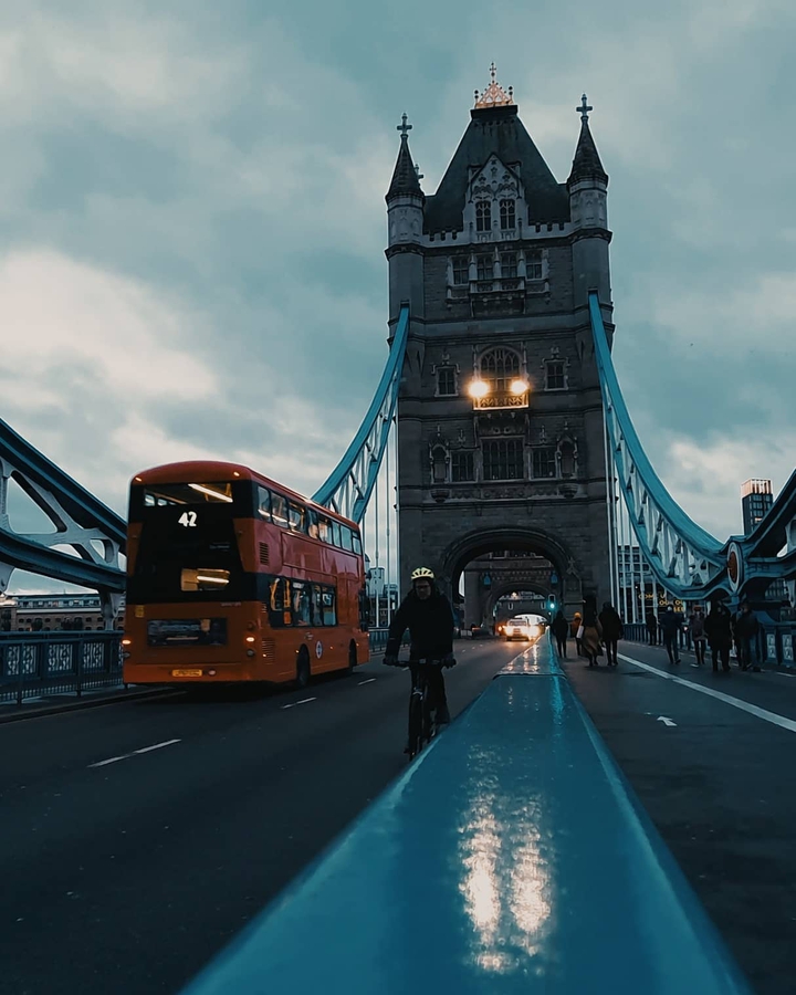 tower bridge