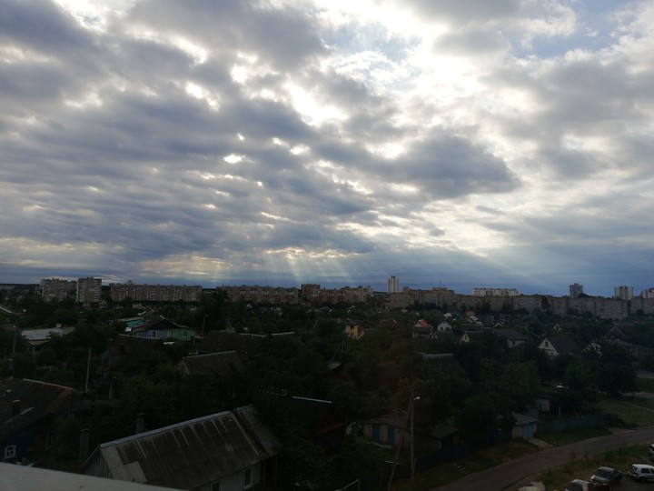 лучи солнца