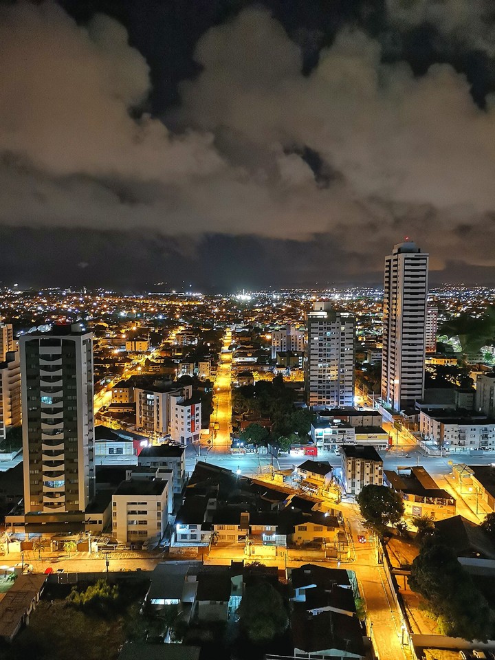 night shot with Huawei p20 pro.