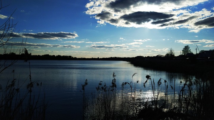 Evening at the lake