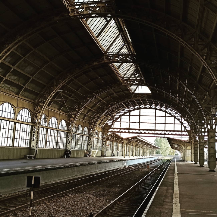 train station