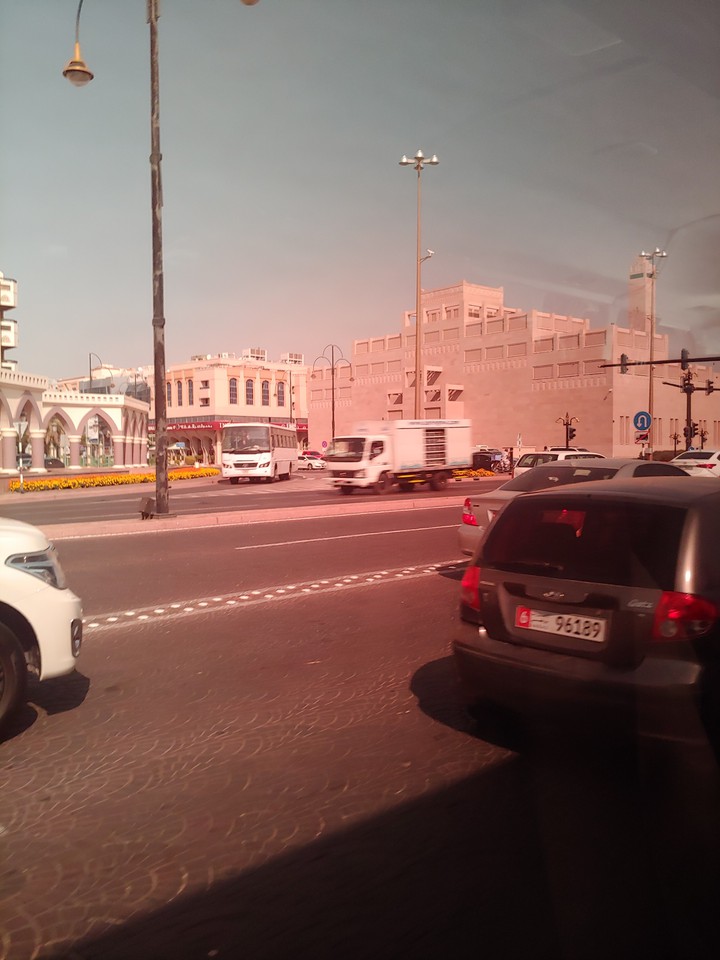 شارع في العمارات (Al ain)