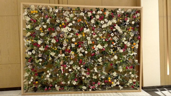 Floral Wall - Dubai Mall