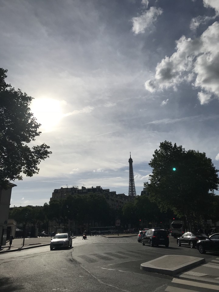 Sunrise In Paris