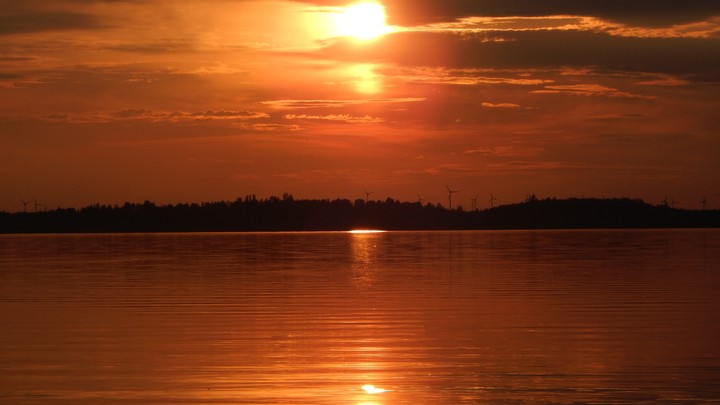 Sonnenuntergang am see