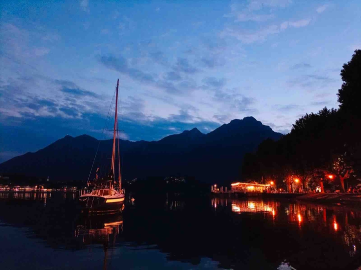 Lights on lake