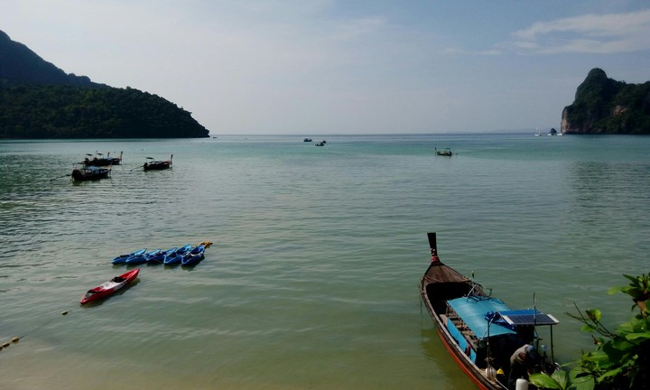 phi phi