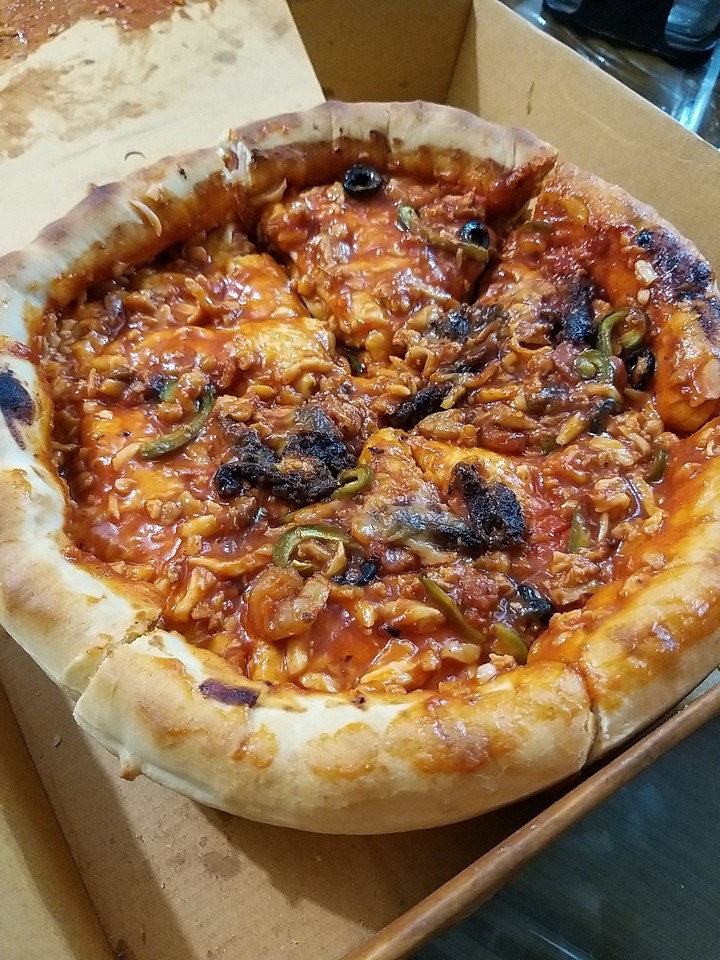 deep dish pizza