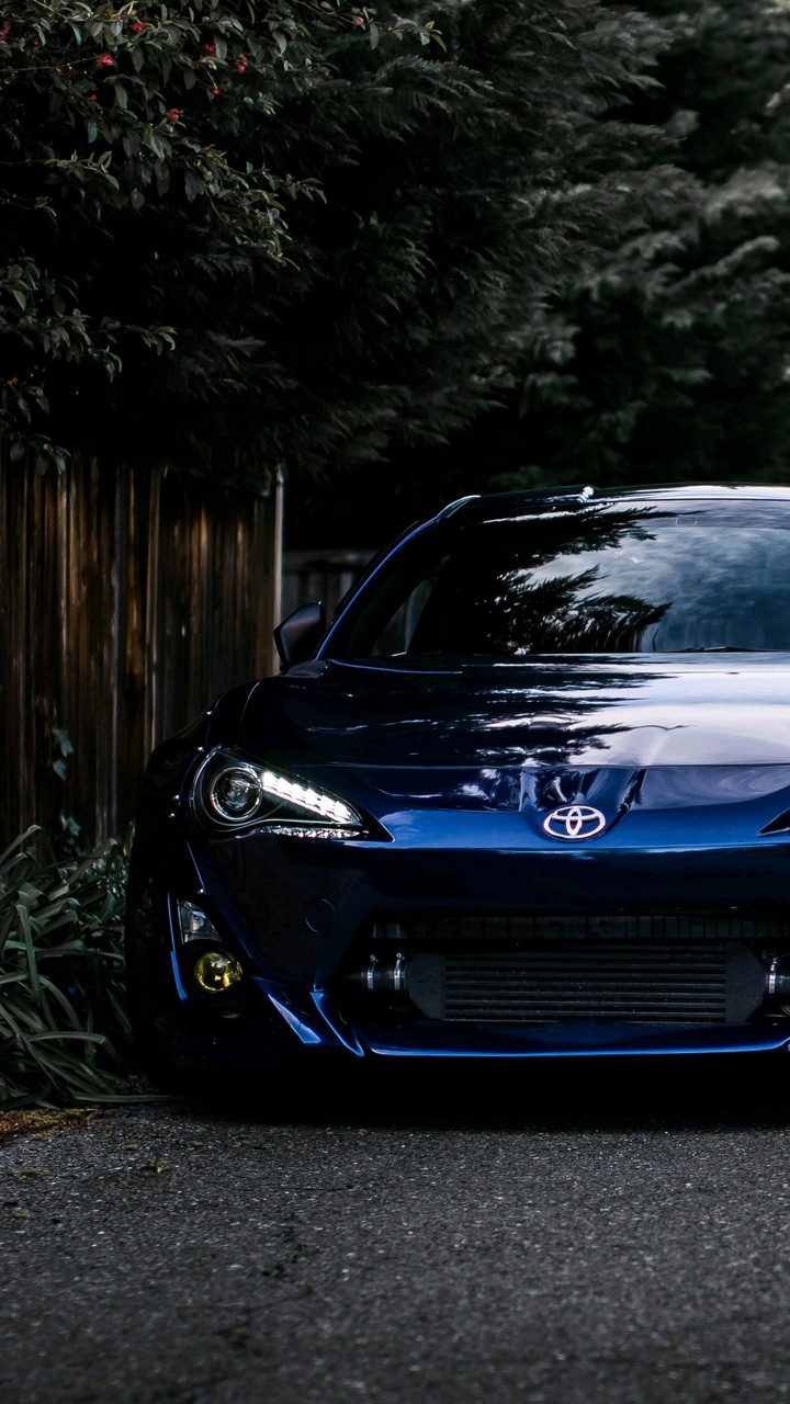 blue car