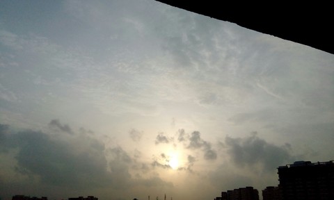 Sunrise in Mumbai suburbs