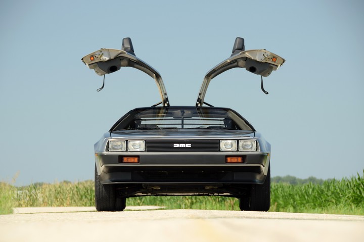 delorean dmc 12