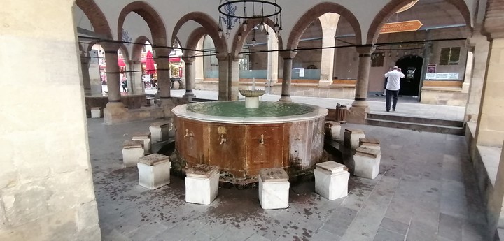 şadırvan