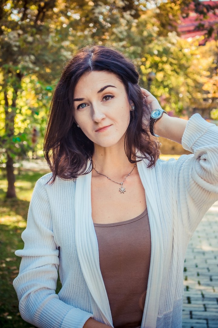 The girl with a heterochromia...:)