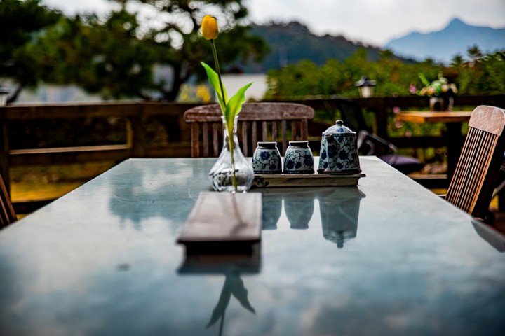 tea table