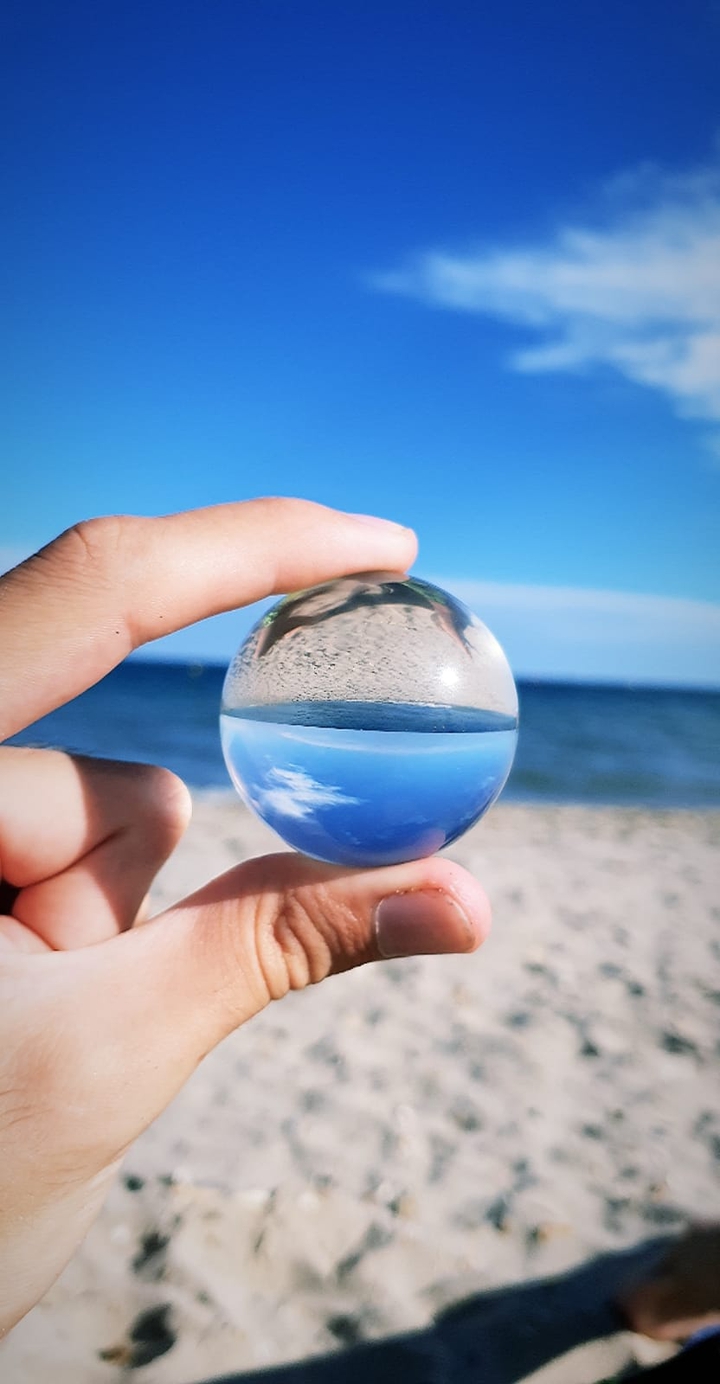 Sea in a buble