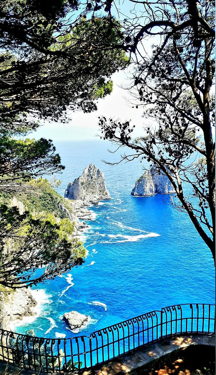 Capri Blue Ocean
