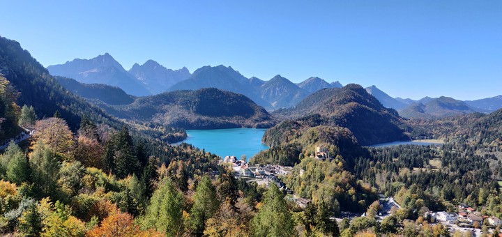 Neuschweinstein castle view