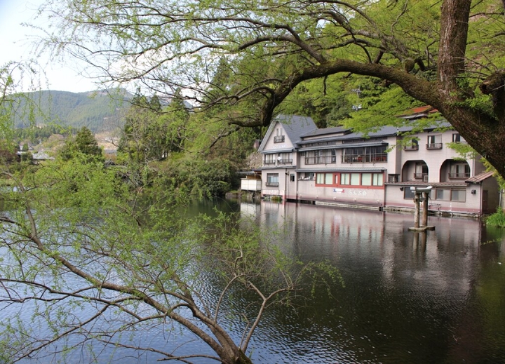 Yuhuin Lake Kinrinko