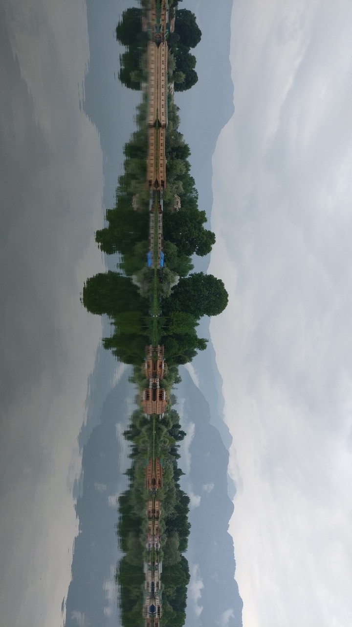 Nigeen lake (Kashmir)