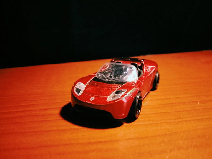 tesla roadster