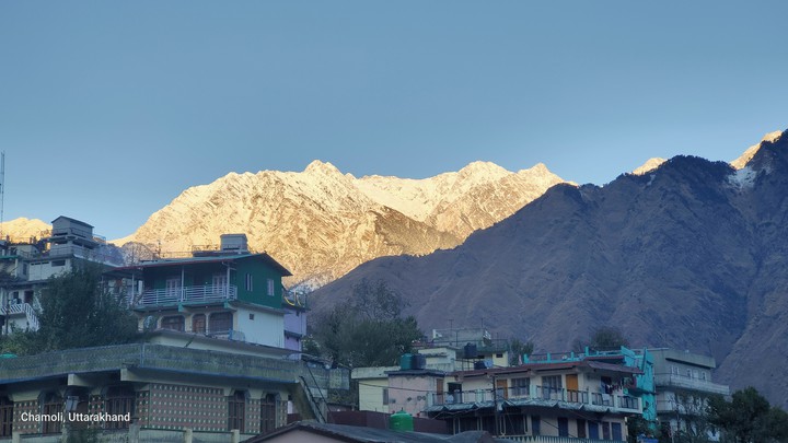 the snow mountain