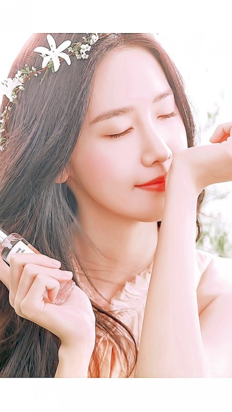 Korean singer Yoona