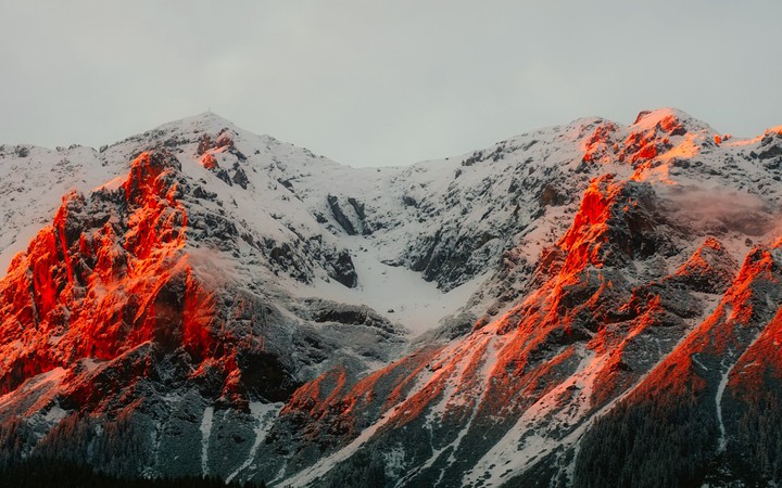 Panorama mountains 4K
