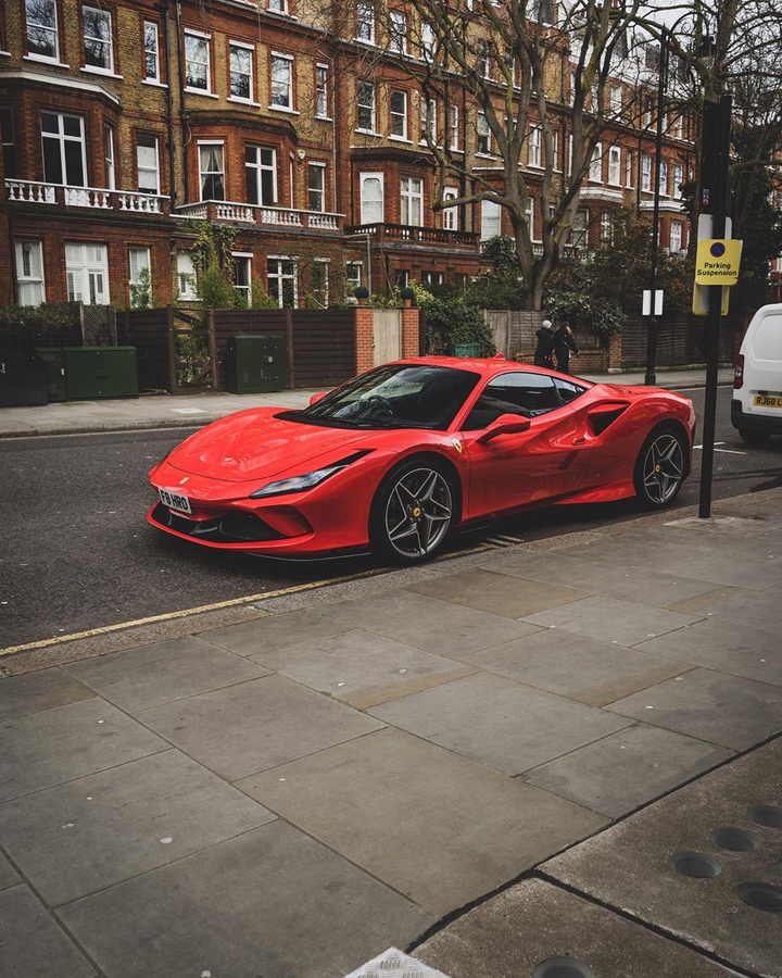 F8