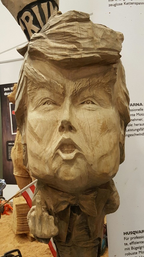 Holzkopf Donald Trump