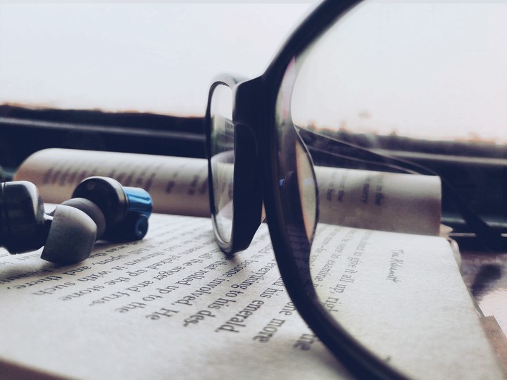 Novel-Glasses-Music