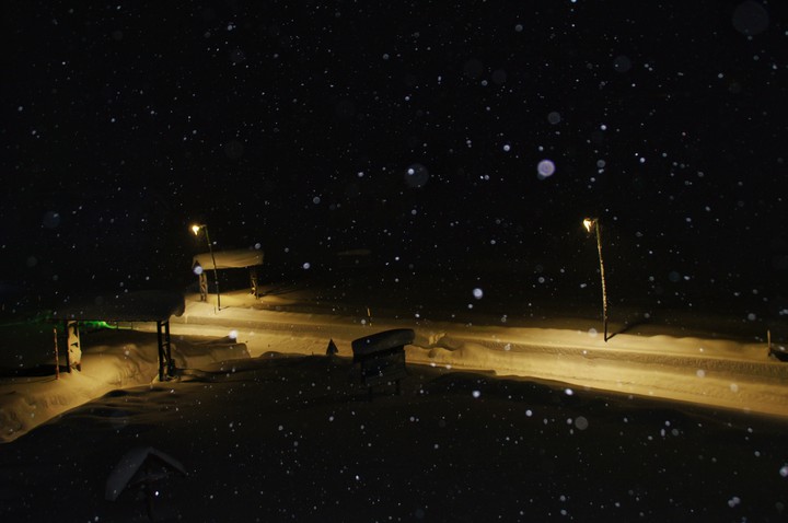 let it snow night