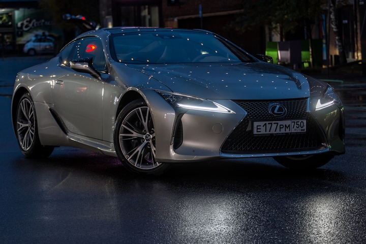 lexus