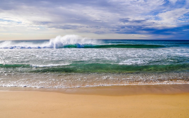 Beach and sea 4k