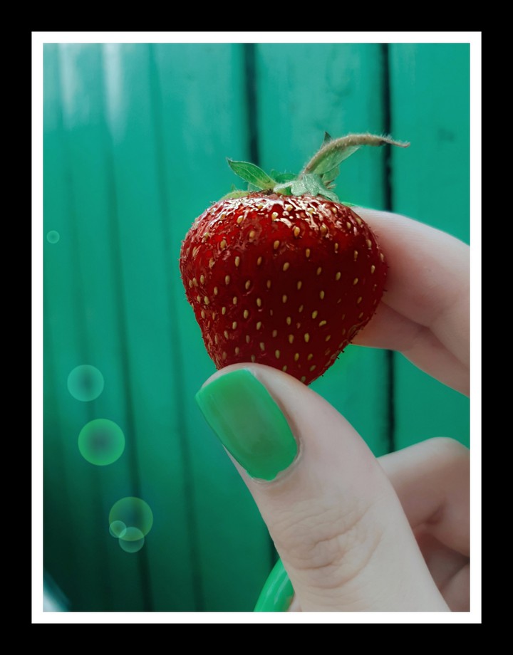 strawberry green