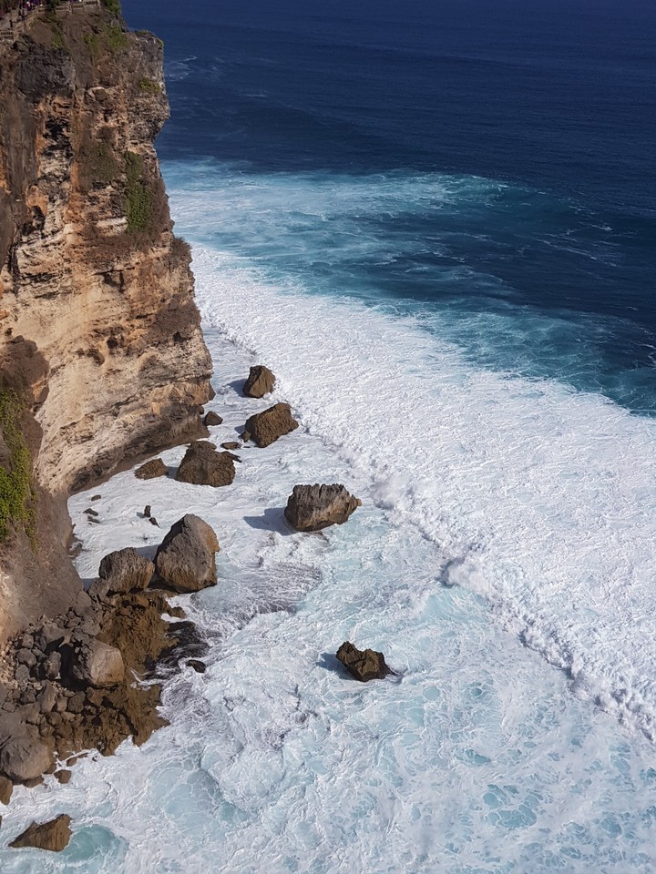 cliff & wave