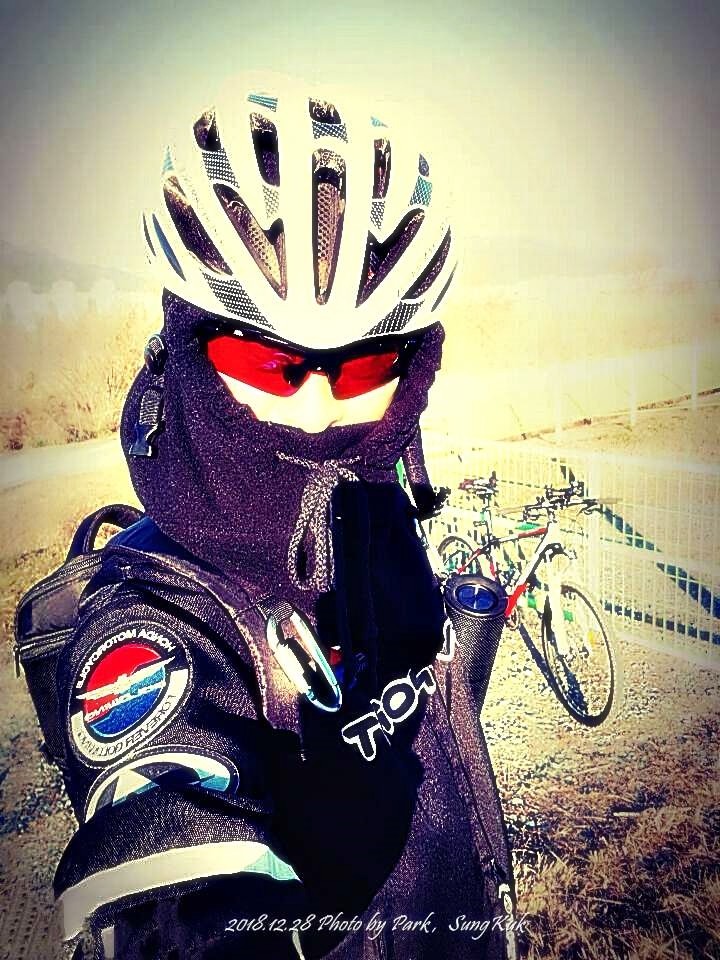 .