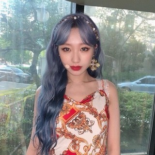 Korean singer Lovelyz