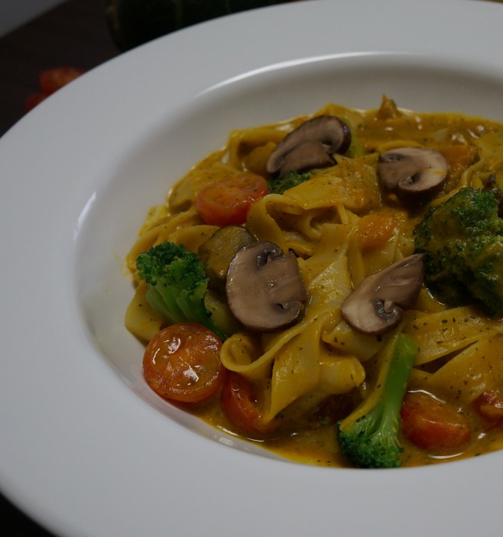 Sweet pumpkin soy cream pasta