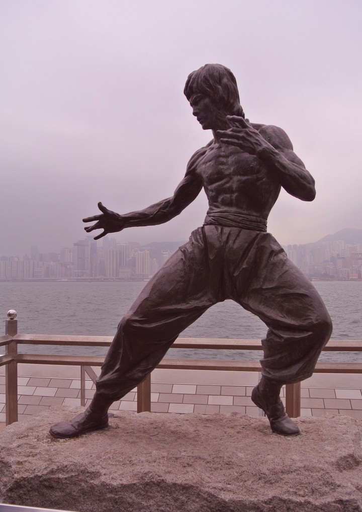 Bruce Lee Statue......