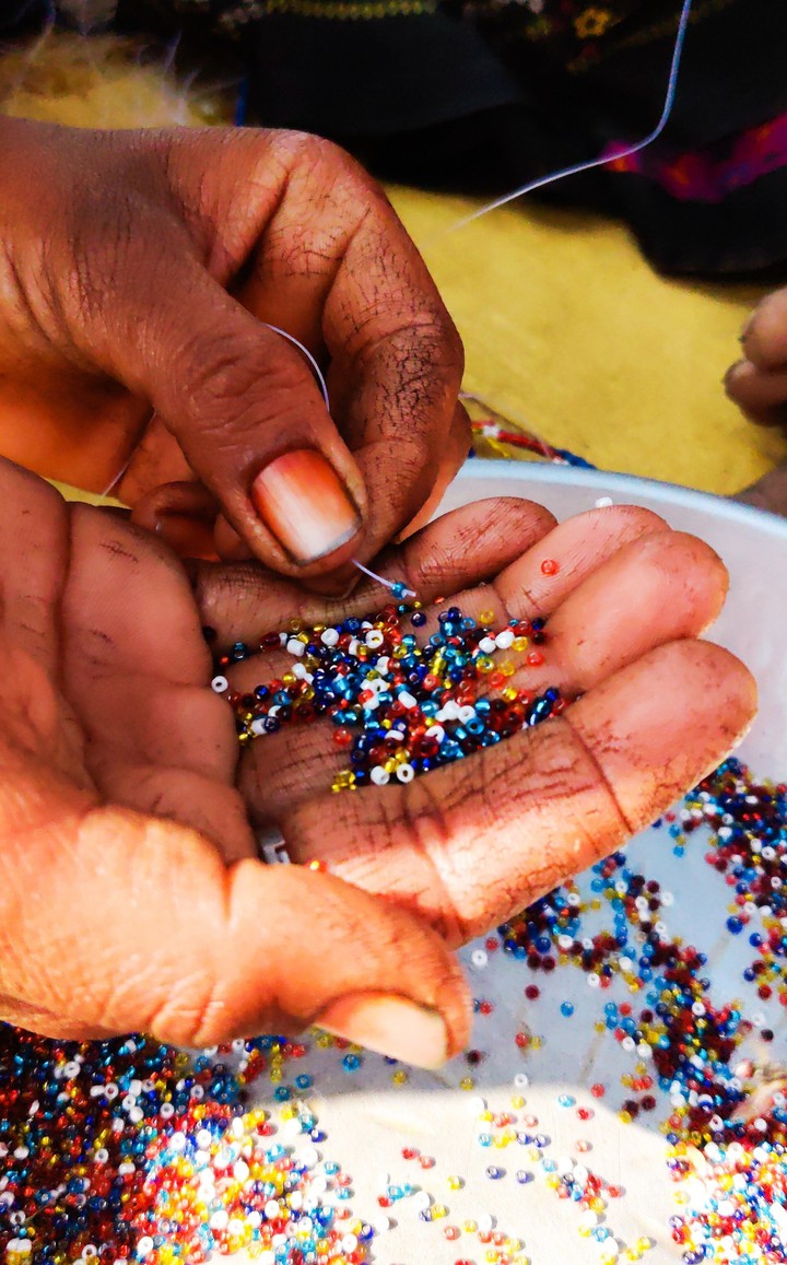 "Tiny Color Droplets"