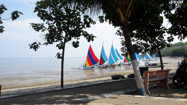 Pasir Putih, Indonesia