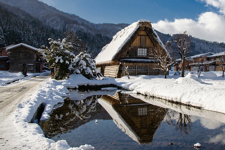 gassho-zukuri farmhouse