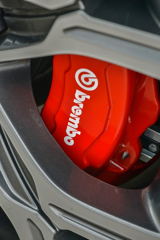 Kia Stinger Brake