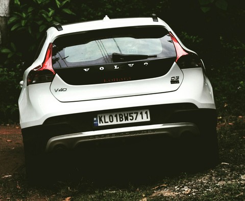 volvo v40