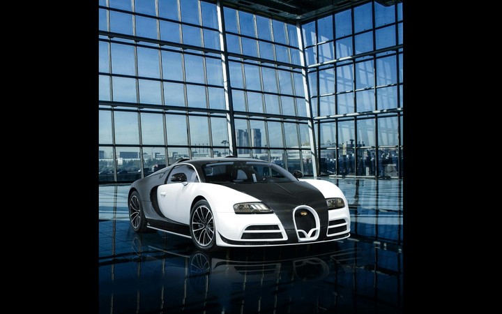 Bugatti car