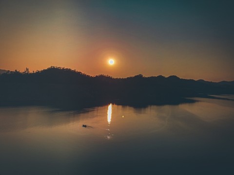 light to hopes